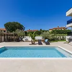 וילה Sandro By Interhome פורץ