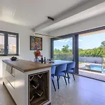Villa Sandro By Interhome Poreč