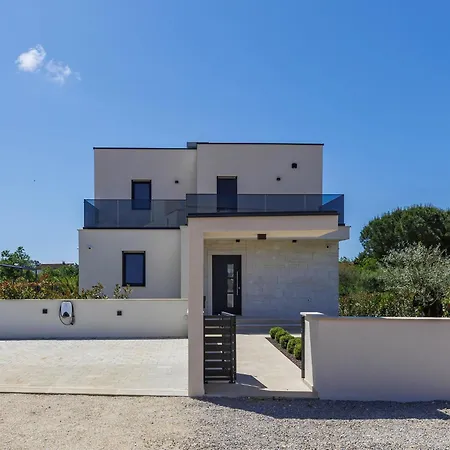 Sandro By Interhome Villa