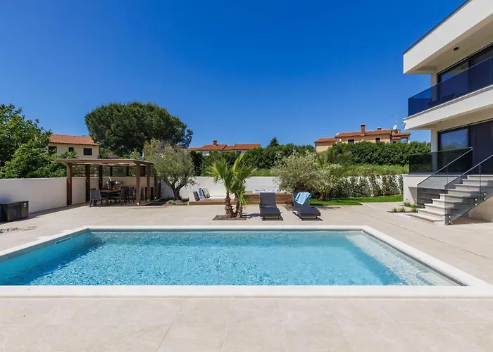 Villa Sandro By Interhome Poreč