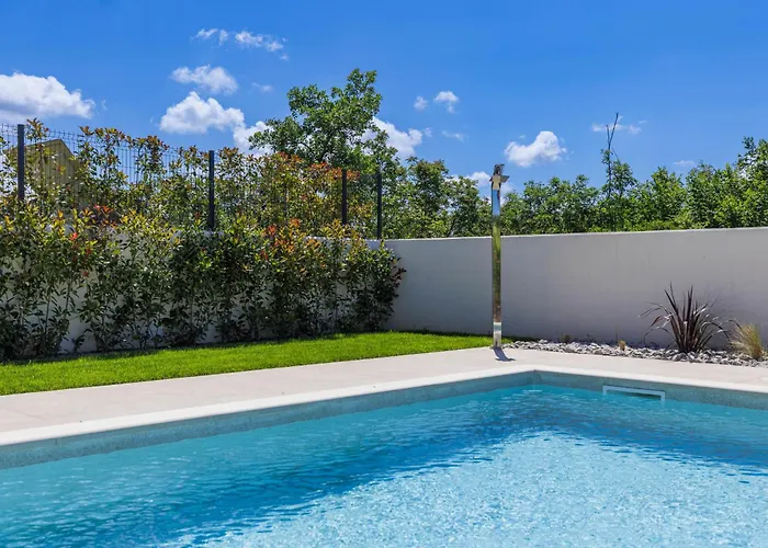 Villa Sandro By Interhome