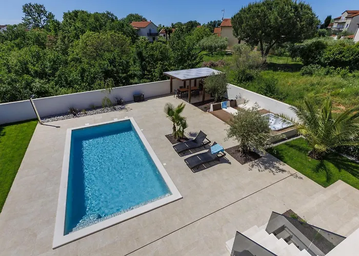 Sandro By Interhome * Poreč