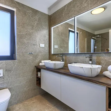 Sandro By Interhome Villa *