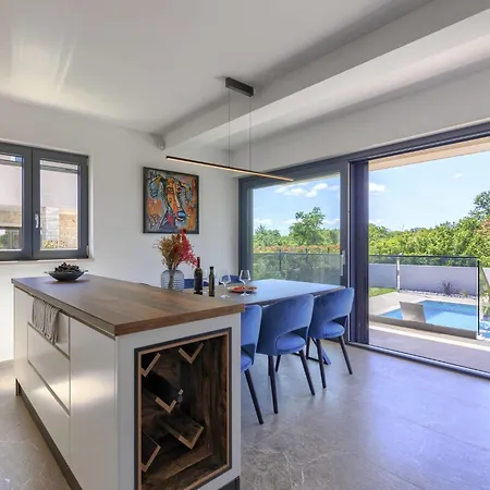 Villa Sandro By Interhome Poreč