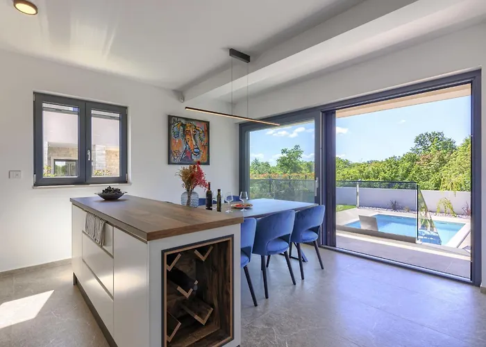 Villa Sandro By Interhome Poreč