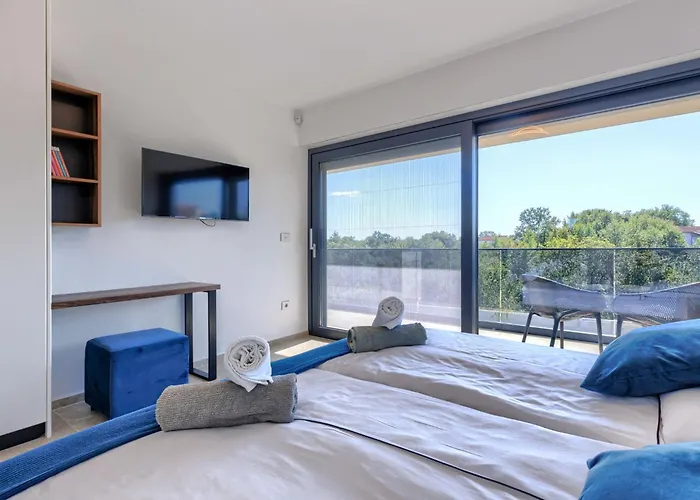 Sandro By Interhome * Poreč